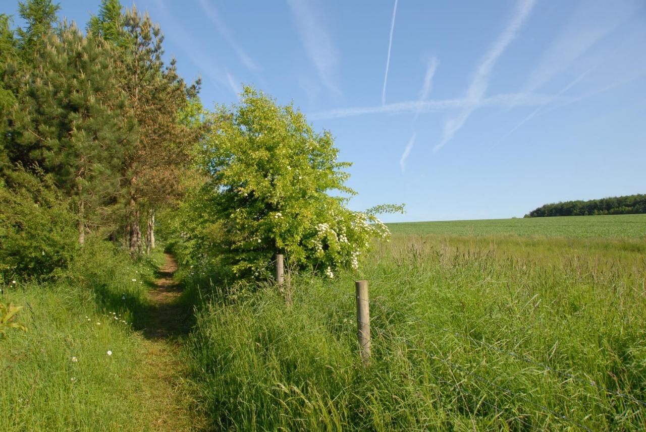 チャールベリー Banbury Hill Farm Bed & Breakfast エクステリア 写真